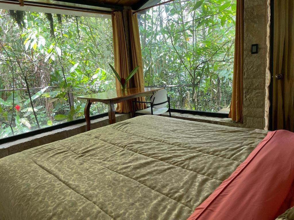 Cantalarana Lodge Mindo Eksteriør billede